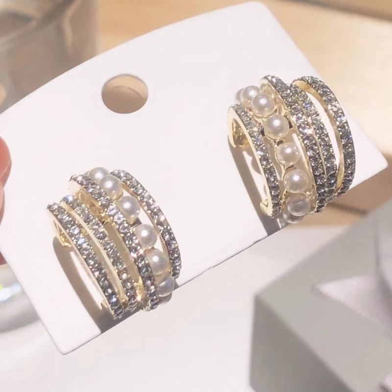 Exquisite And Shiny Micro-Inlaid Stud Earrings For Women, Fashionable Temperament French Geometric Earrings, Princess Light Luxury Jewelry