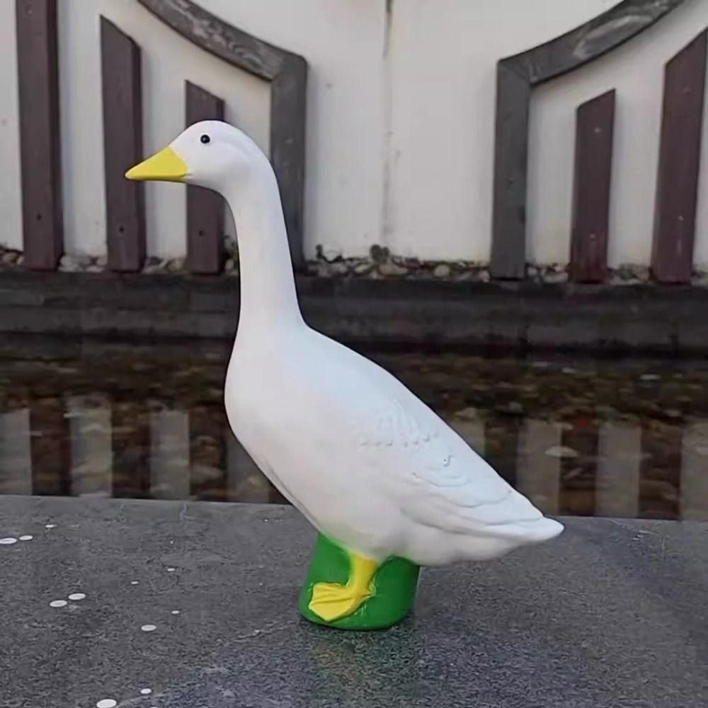 Resin Goose Figurine Lifelike Desktop Ornament Garden Decoration Miniature Sculpture  Office