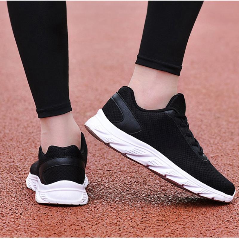 Men's Sports Shoes Casual Air -ventilated Flying Large Size Outdoor Fitness Running Sports Shoes