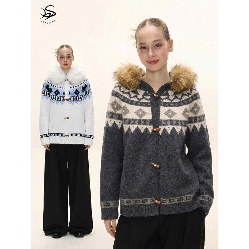 Shiyiyue Detachable Fur Collar Knit Sweater for Women, Autumn and Winter, Horn Button, Color-Blocking, Christmas Outfit, Lazy Loose Sweater