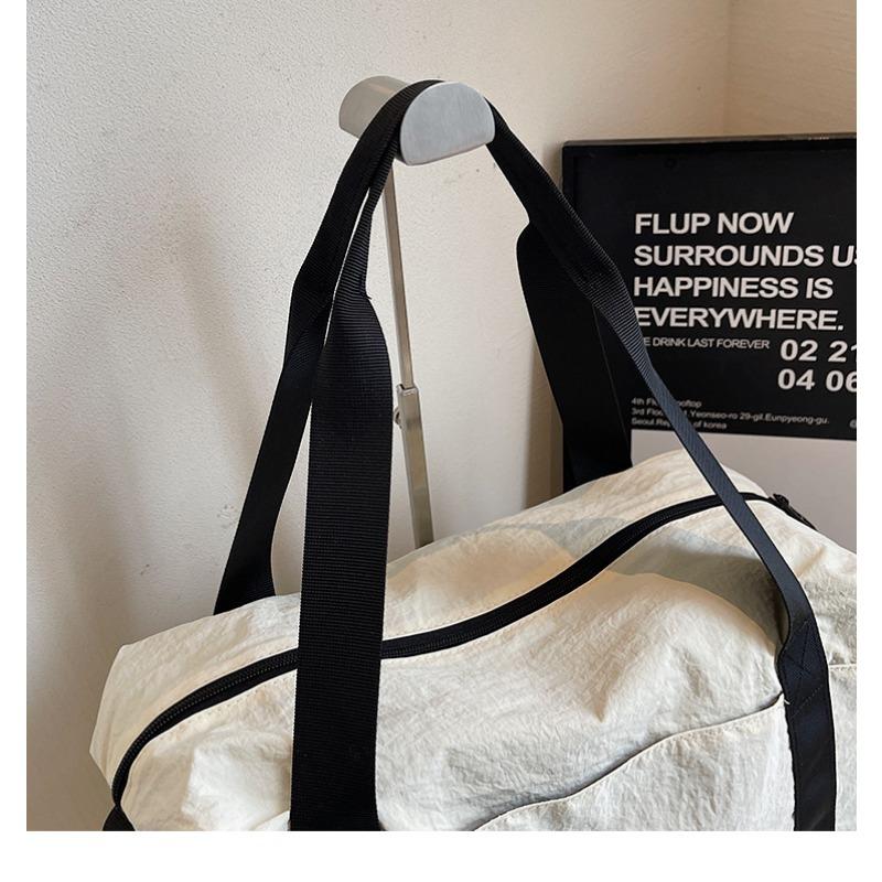 Stylish and simple going out travel bag Large capacity casual women's yoga training bag Dry and wet separation Crossbody duffel bag