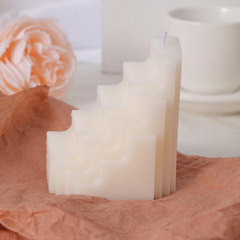 

Набор геометрических ароматерапевтических свечей из соевого воска - Праздничная подарочная коробка