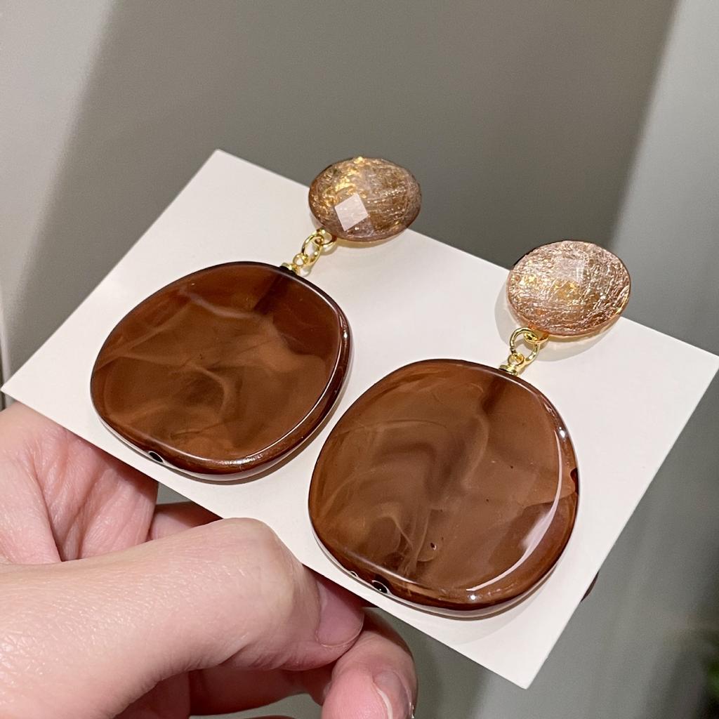 Natural tiger's eye stone series stud earrings for women Maillard exquisite retro earrings niche light luxury high-end temperament earrings