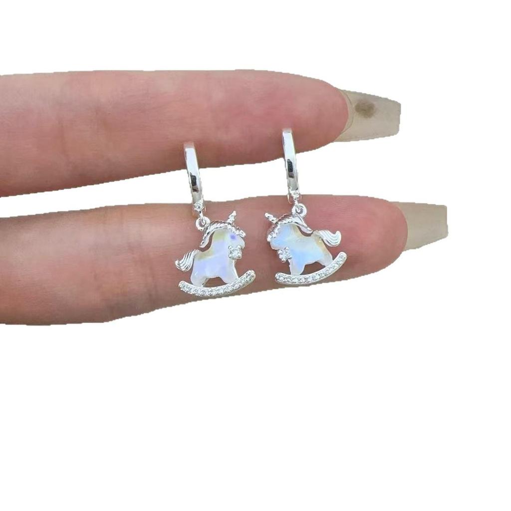 Chic Unicorn Zircon Ear Cuffs: Exquisite, Sweet & Versatile Earrings for Women