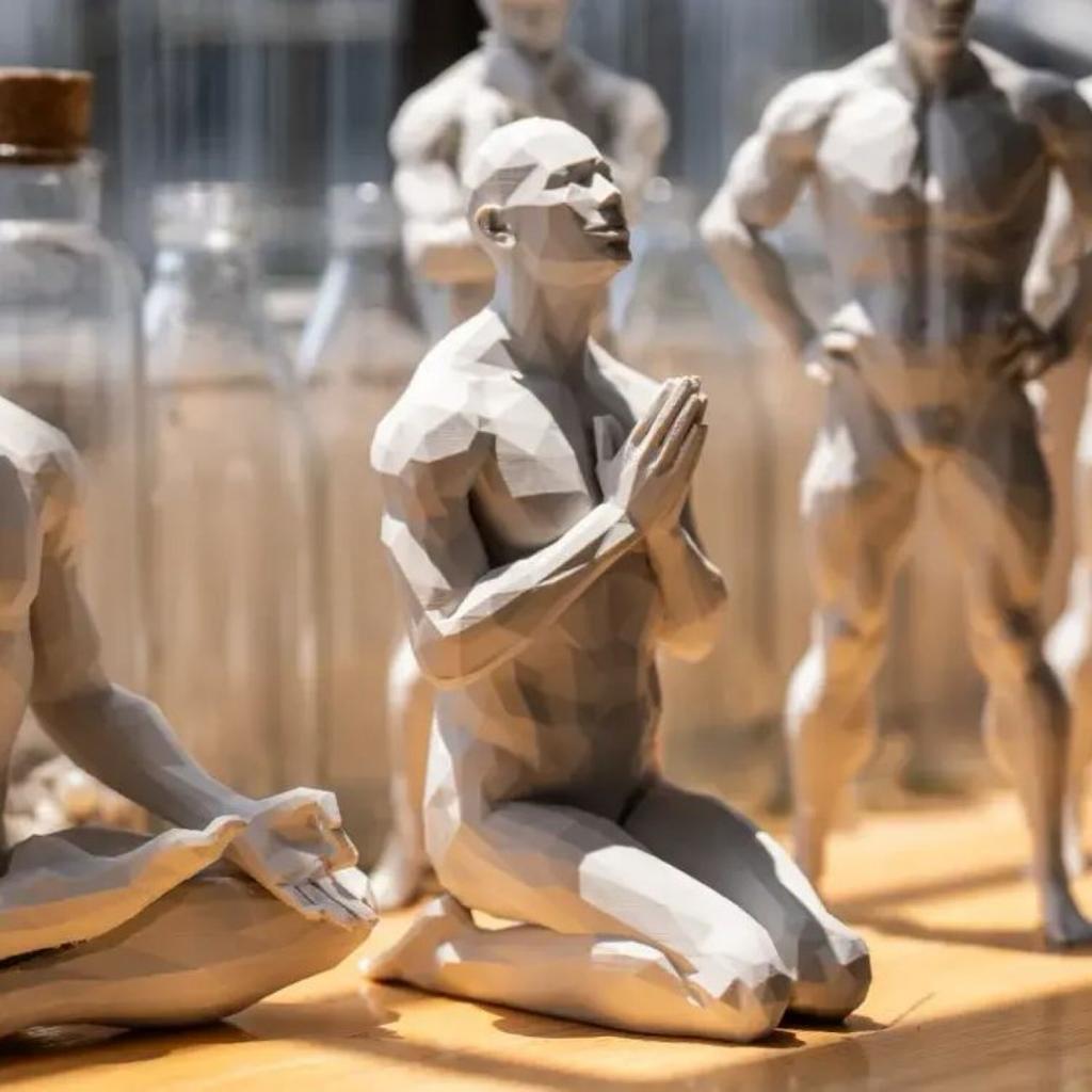 3D Yoga Pose Figurine – Male Plastic Desktop Ornament for Home & Office Decor