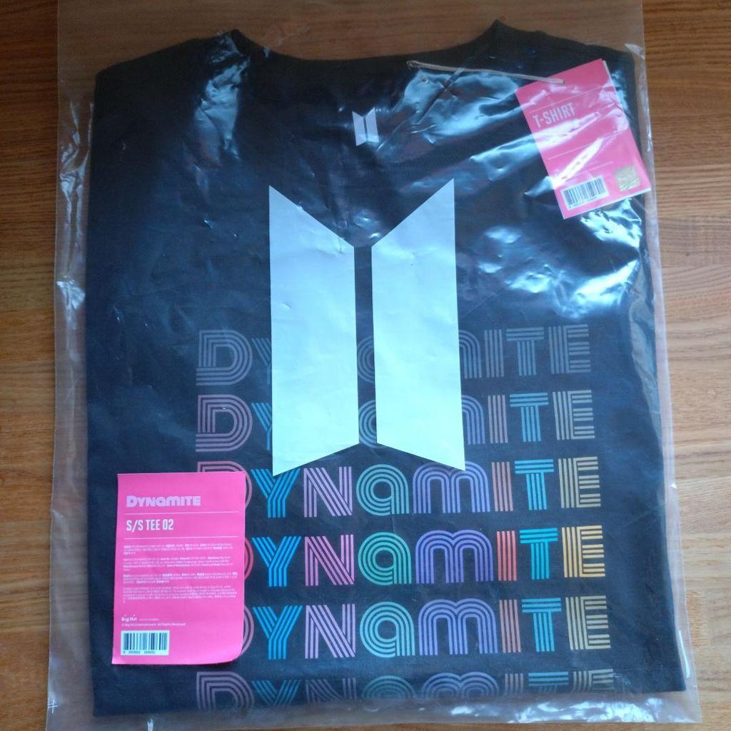 [USED] BTS Dynamite T-shirt Size Free Black