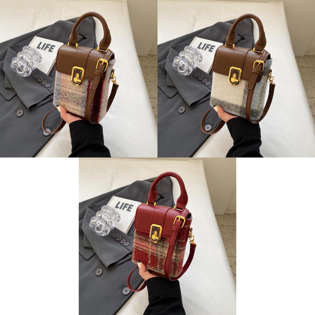 Retro Fashion Female Handbag 2023 New Autumn Winter Plaid Bag High-end Atmosphere Shoulder Bag