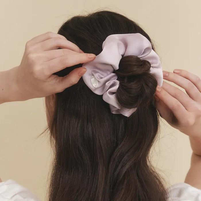 bloom scrunchie_2 colors