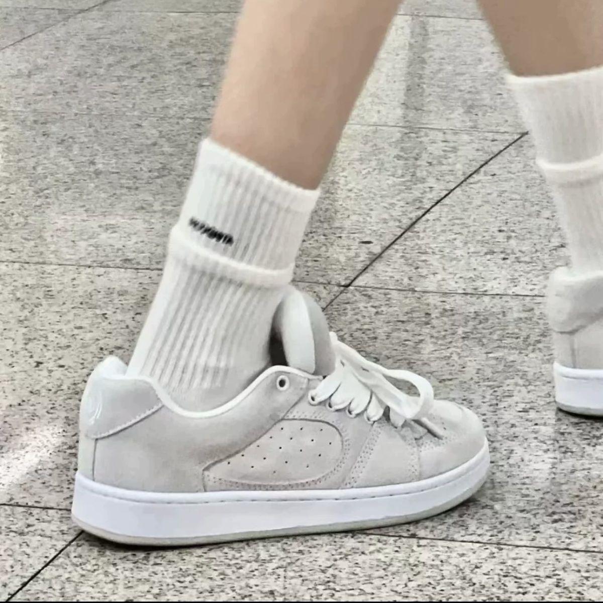 

Нишевые ретро национальные кроссовки Mario, кроссовки-булки высокой ценности, низкие повседневные кроссовки, спортивная обувь для скейтборда для мужчин и женщин 40