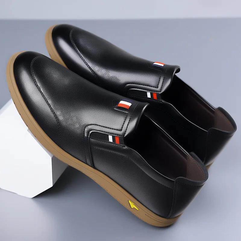 FashionDesigner New Male Loafers Spring Autumn Non-slip Breathable Slip-on Man Shoes Lightweight Men's Casual Leather Shoes