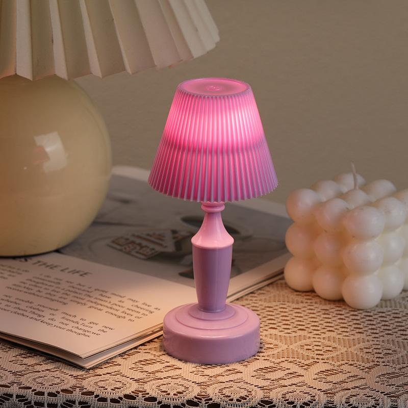 European Retro LED Night Lamp: Textured Small Desk or Bedside Decor with Palace Lantern Style