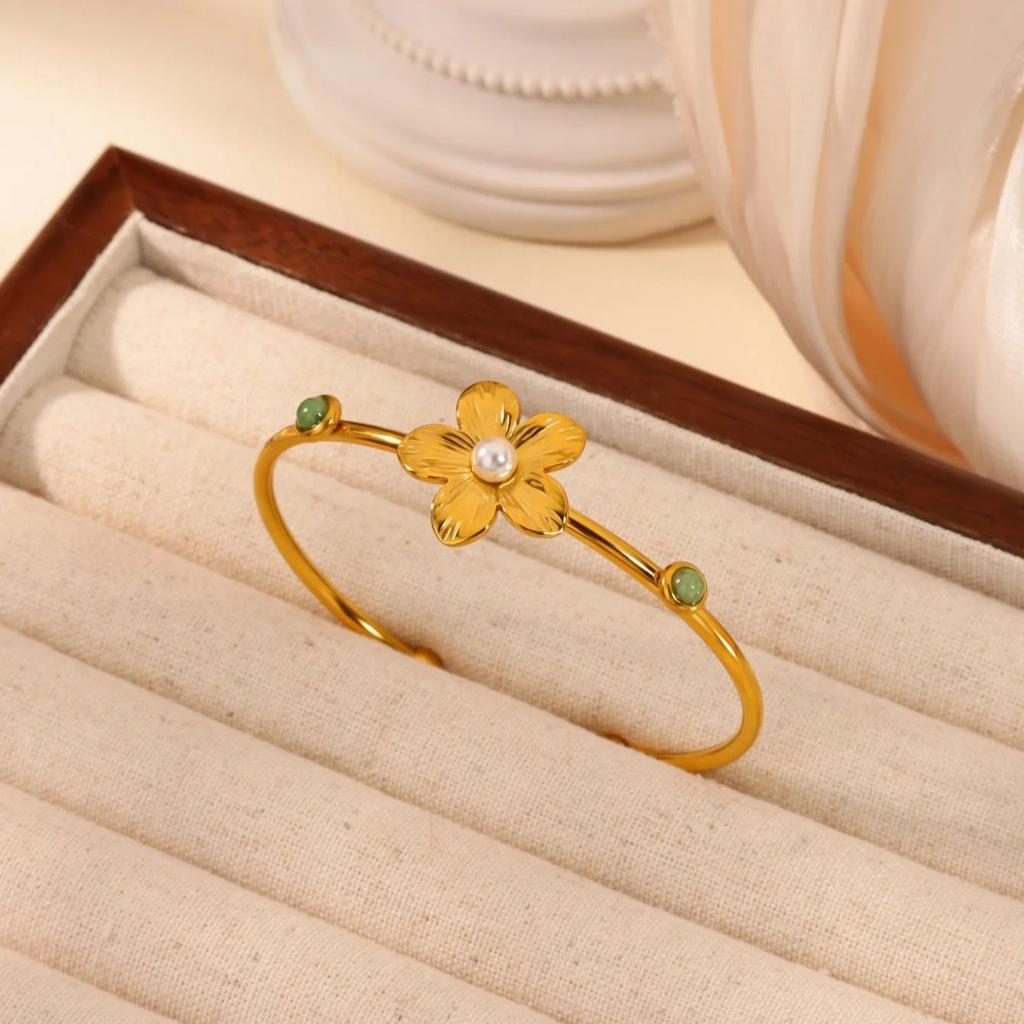 Stainless Steel Pearl Stone Flower Cuff Bracelet For Women Girls Gold Color Flower Bangles Femme Christmas Jewelry Accessories