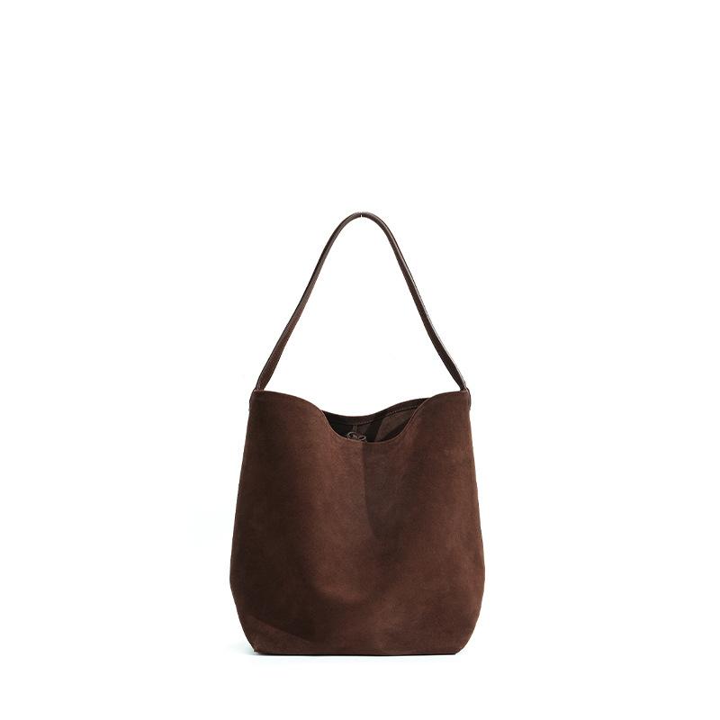 Retro suede suede premium bucket bag, matte cowhide large-capacity portable shoulder tote bag.