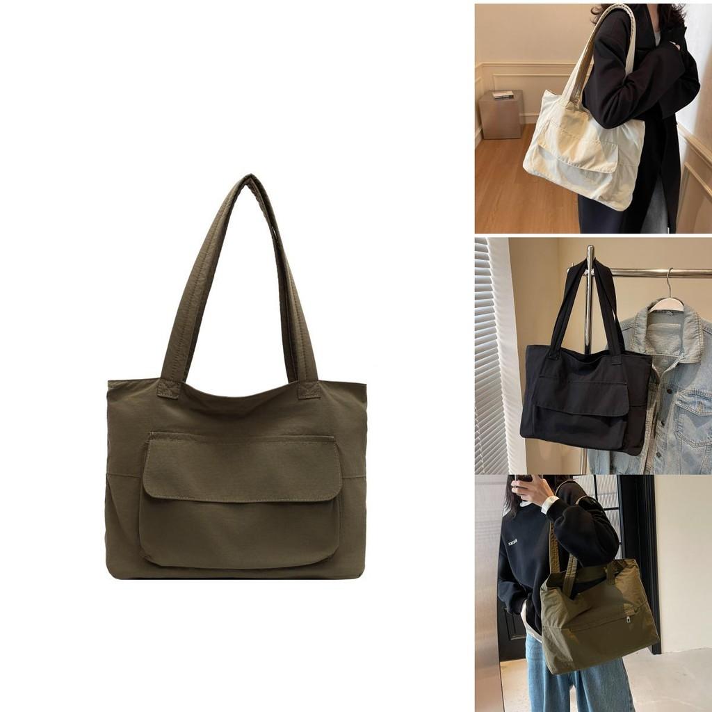 Chic Lightweight Tote Bag With Water-resistant Fabric Ideal For Autumn And Winter