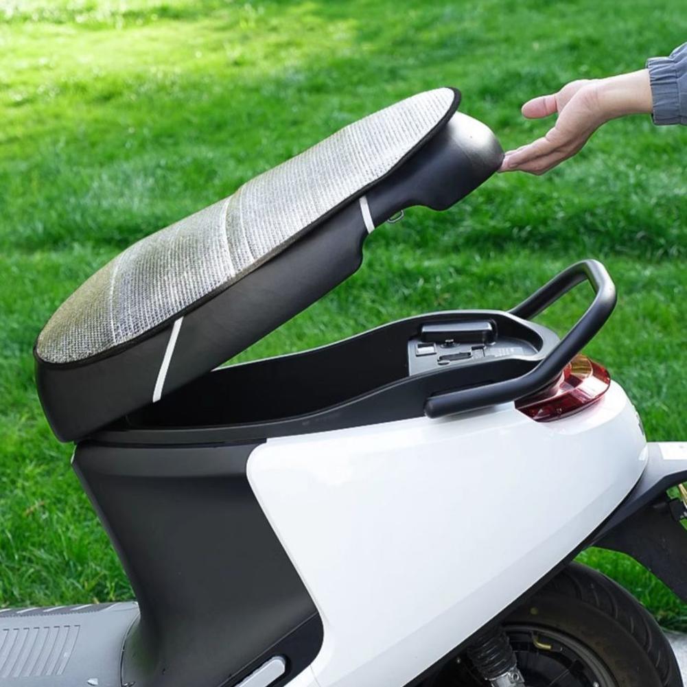 Motorcycle Folding Seat Cushion Cover Thermal Insulation Sun Protection Seat Cover Waterproof Dry Wet Separation Cushion