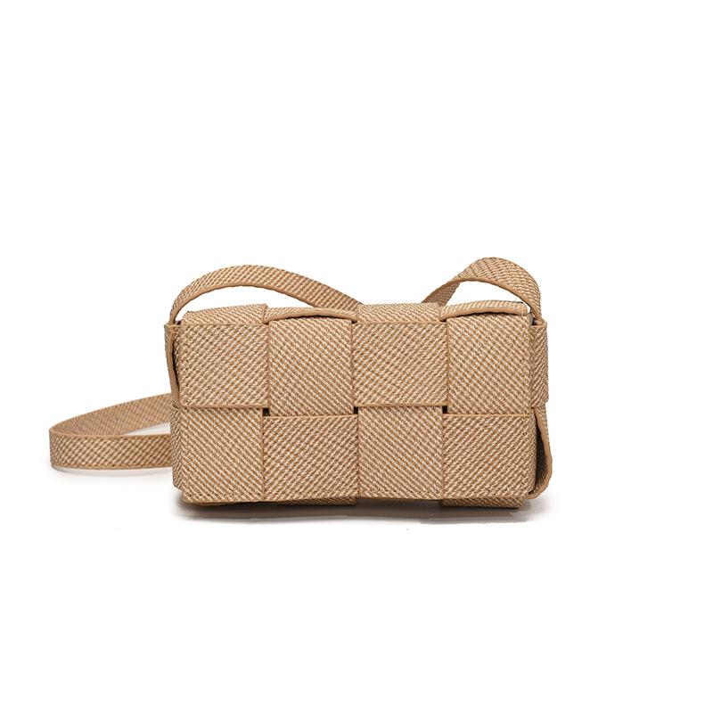 Geantă de umăr nouă de primăvară, geantă cu design de nișă, modă pentru femei, geantă mică pătrată împletită, geantă messenger