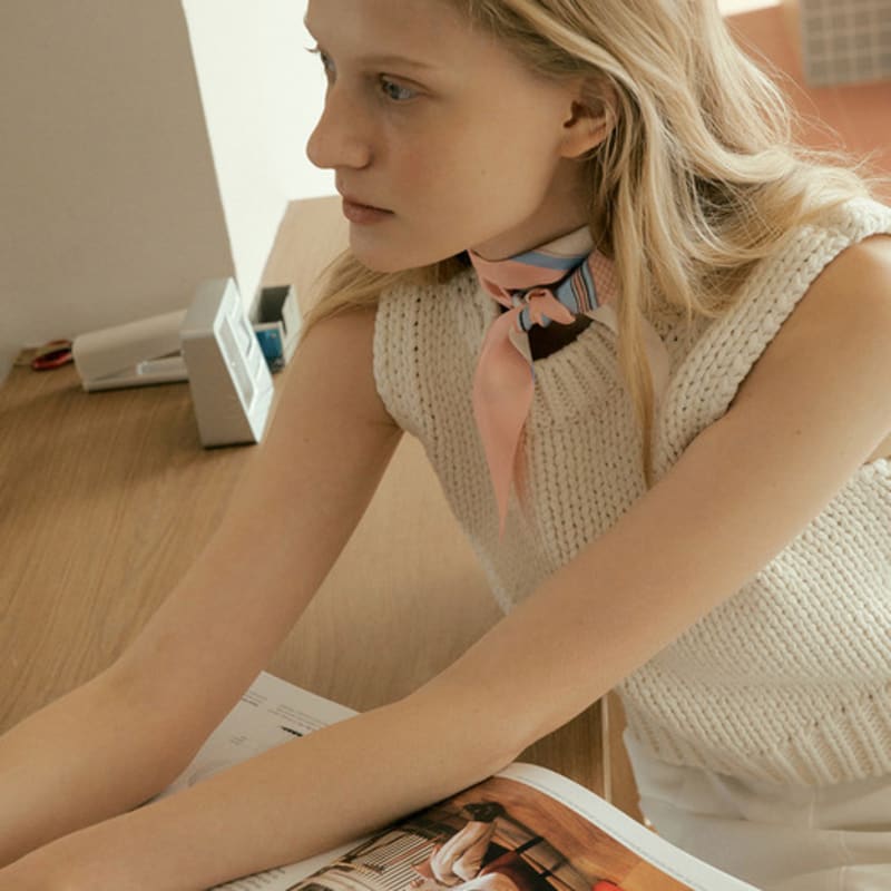 Saint Luxure Page Pink