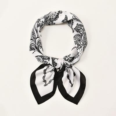 New Satin Square Scarf, High-end Cashew Print Square Scarf, Fashionable and Versatile, Professional Simulation Silk Small Scarf.