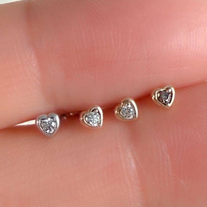BettyU 14k Heart Point Cubic Mini Piercing