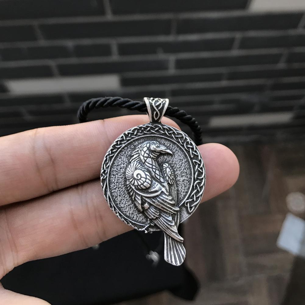 Nordic Charm Necklace Viking Crow Pendant Black Bird Celtic Crow Necklace Men's Popular Ornament