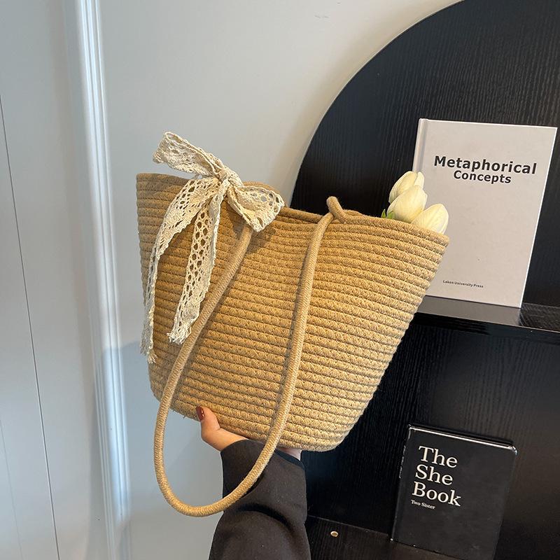 Stylish Handmade Women's Woven Beach Tote - Large Capacity for Vacation Outings