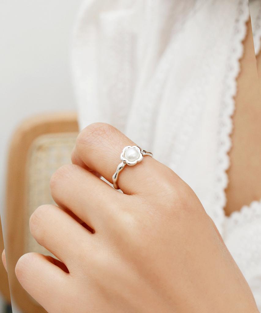 47Bag 925 Silver Daisy Freshwater Pearl Ring Eldar/ Elder
