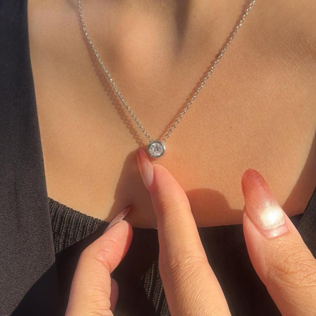 925 Sterling Silver Moissanite Pendant Necklace, Women's Versatile Fashion, Ideal for Valentine's Day or Birthday Gift