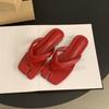 Split-toed Flip-flops Women's Slippers Summer Wear Red Toe Sandals French Fairy Soft Flat Beach Shoes