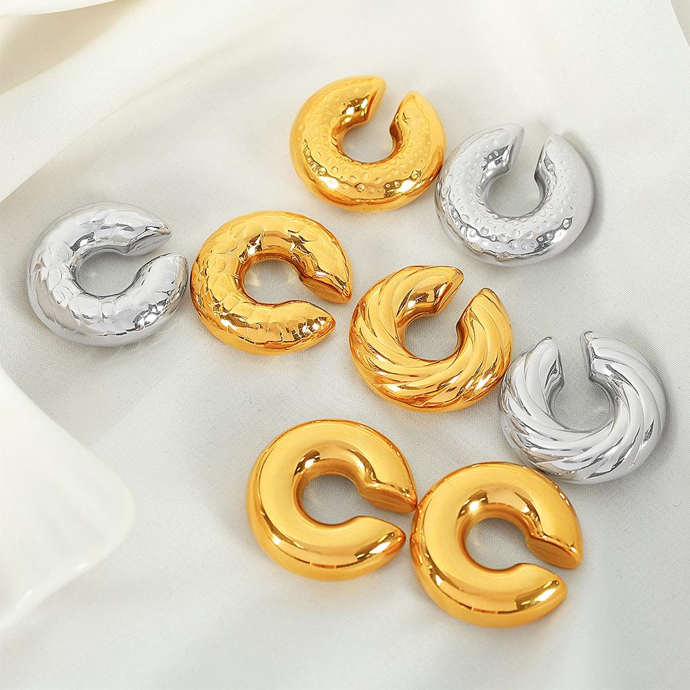 Stylish Gold-Plated Textured Ear Cuff for Women - Titanium Steel, Non-Pierced, Elegant Office Accessory