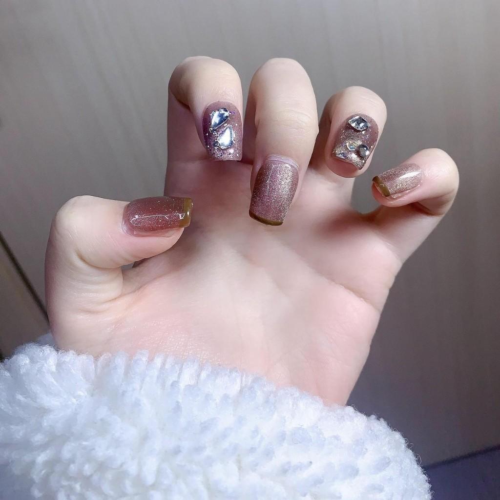 Rainbow Cat Eye Handmade Wearable Nail Patch Sweet Thin Flashing Nail Blush