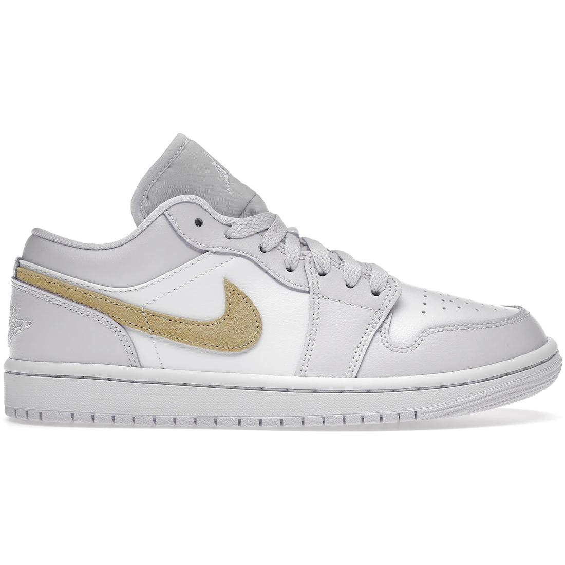 

Кроссовки Jordan 1 Low Barely Grape (Женский)(DC0774-501) 42.5