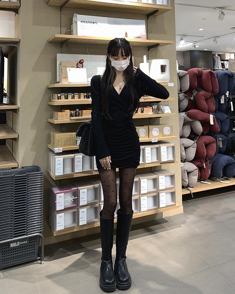 

New Spring Autumn Winter Spice Girl Sexy Hip Wrap Temperament Slim V-Neck Black French Bubble Sleeve Dress Women S чёрный
