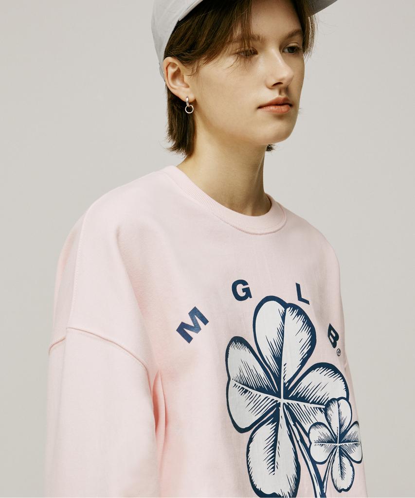 MATCHGLOBE Two-Tone Clover Sweatshirt (Pink)