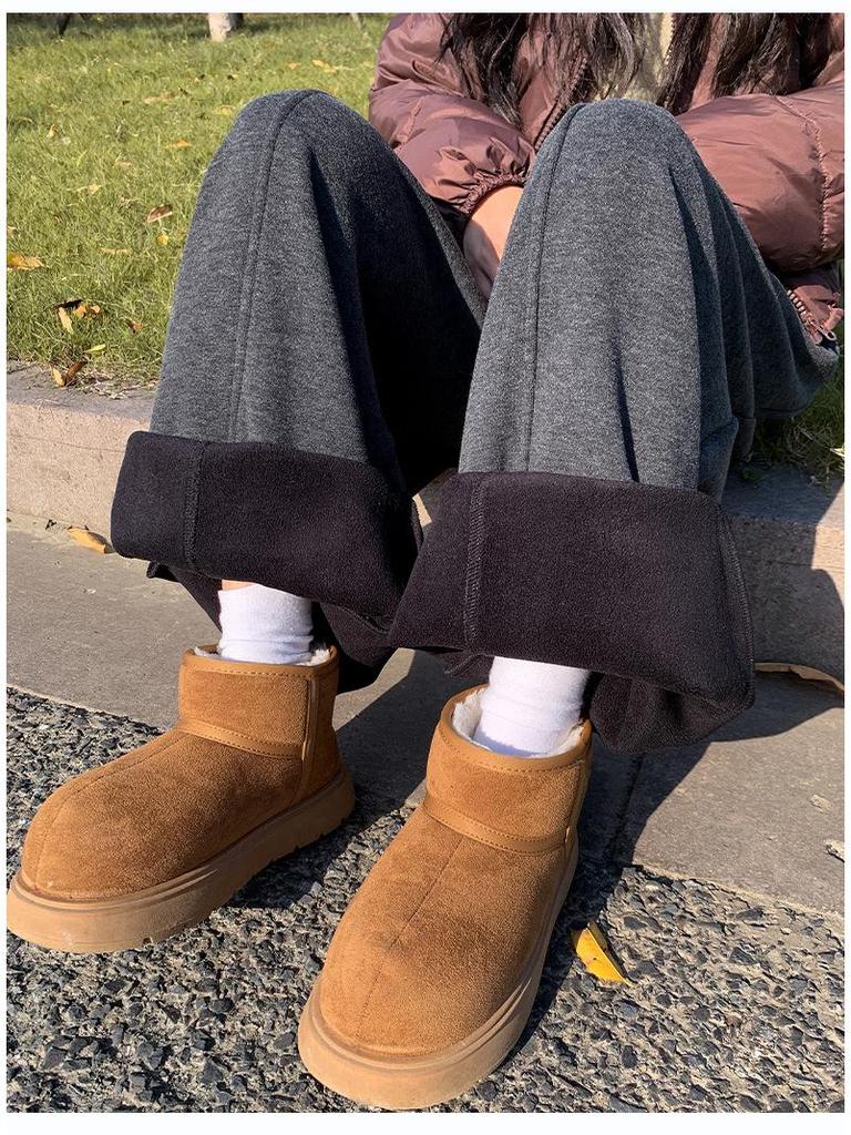 Women's Fleece-Lined Off-White Glutinous Rice Wide-Leg Pants, High-Waisted, Loose-Fit, Slimming, Petite, Autumn/Winter.