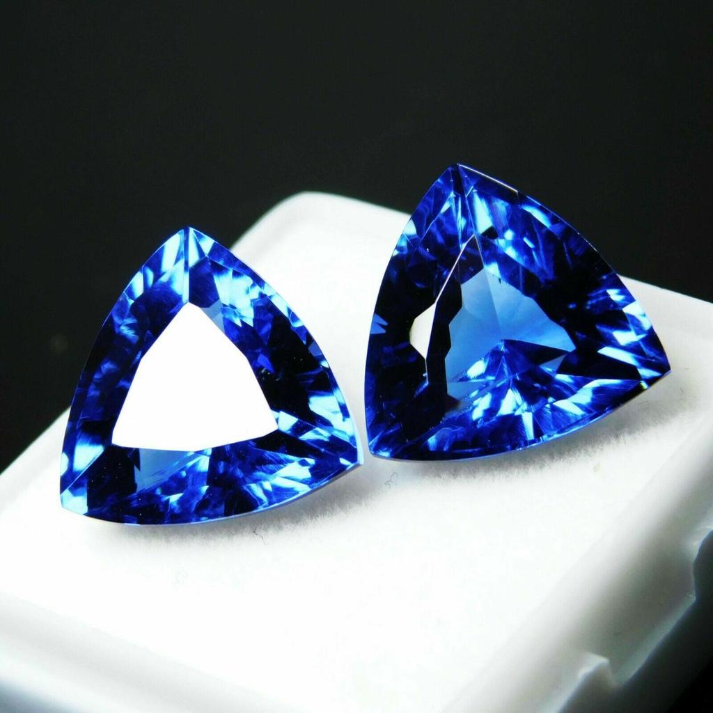 Natural Blue Tanzanite Loose Gemstone 16.20 Ct Trillion Shape Pair for Jewelry Making and Crafts