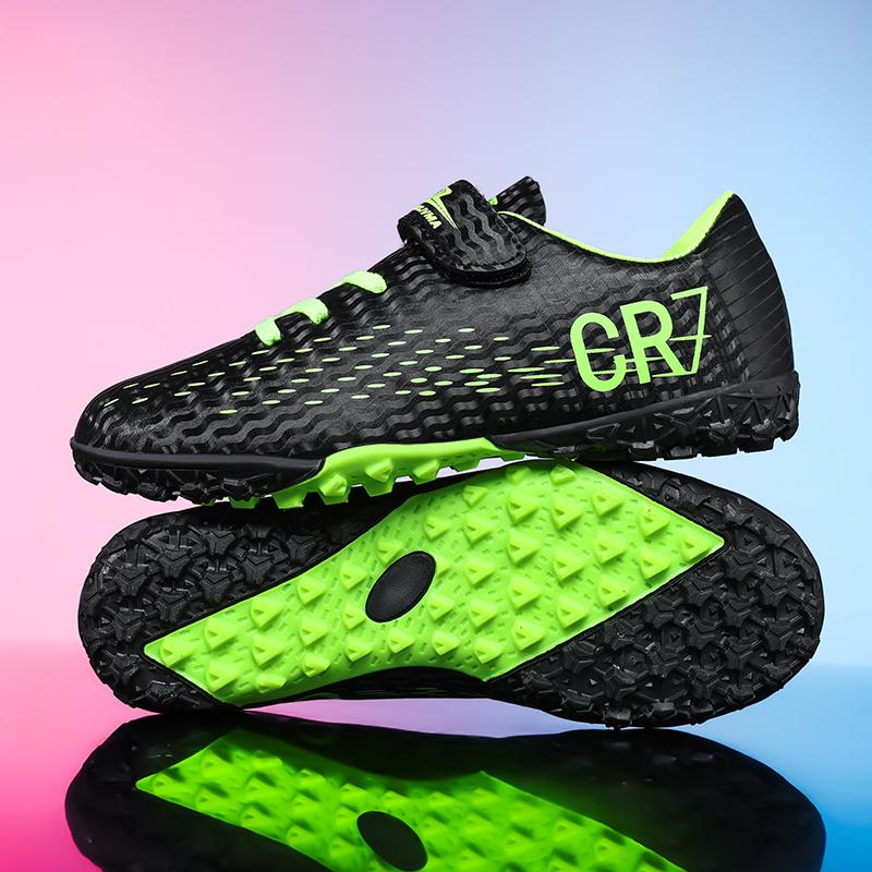 Nouvelles Chaussures de Football Hommes Enfants Crampons Ultra-légers Chaussures de Football de Match Pelouse Garçons Entraînement Professionnel Antidérapant Livraison Directe