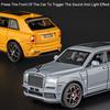 1:36 Rolls-royce Cullinan 911 Legierung Miniaturmodell Diecast Spielzeugauto Türen geöffnet Sound Licht Rückzugsfahrzeuge Autos Dekorationen