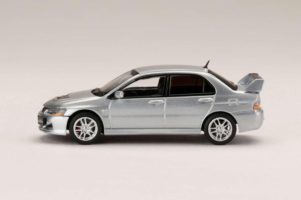 HJ64 Mitsubishi Lancer Evolution 9 GSR with Engine Display Cool Silver Finished 1/64 Model, Metallic,