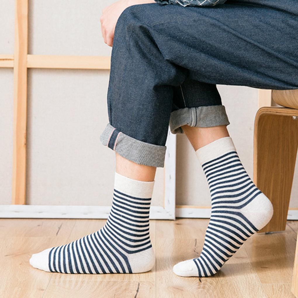 4 pairs of men s Sprite mid-calf socks 4 pairs of navy