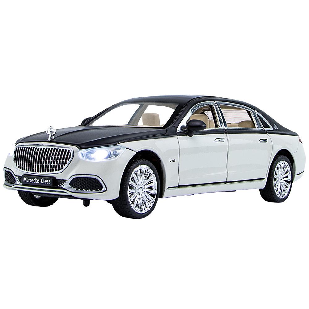 1:24 Maybach S680 Alloy Car Model with Lights - Home Decoration Toy Car