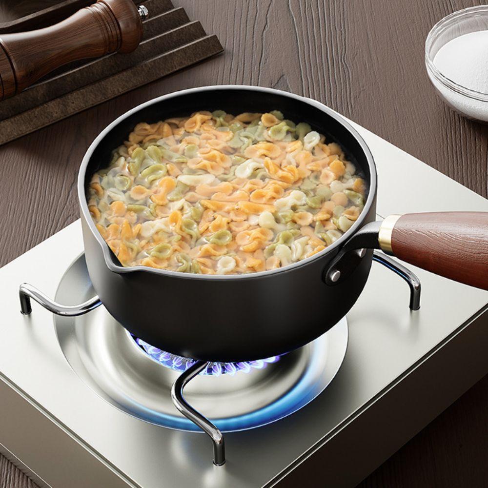 Uncoated Oil Splashing Pot Wooden Handle Omelette Pan Universal Butter Melting Pot  Stove