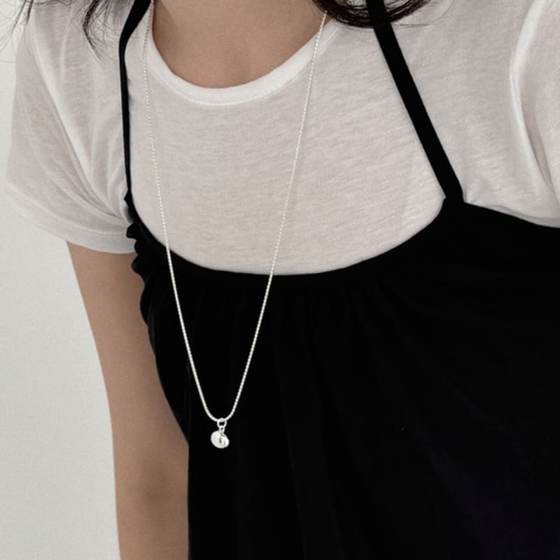 Oar Round Bean Long Necklace