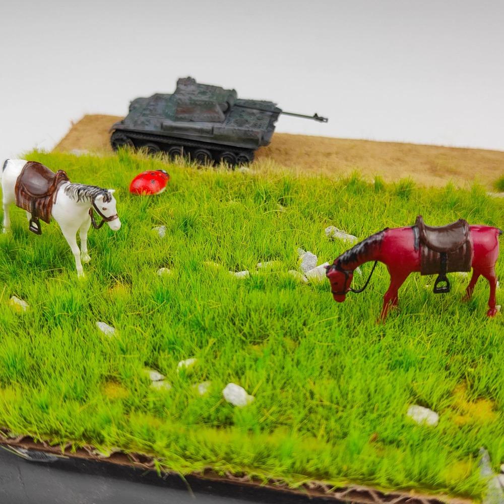 Nylon Miniature Grass Tuft Mini Scale Model Accessory Realistic Simulation Grass Sand Table Mat Hand DIY Craft Material