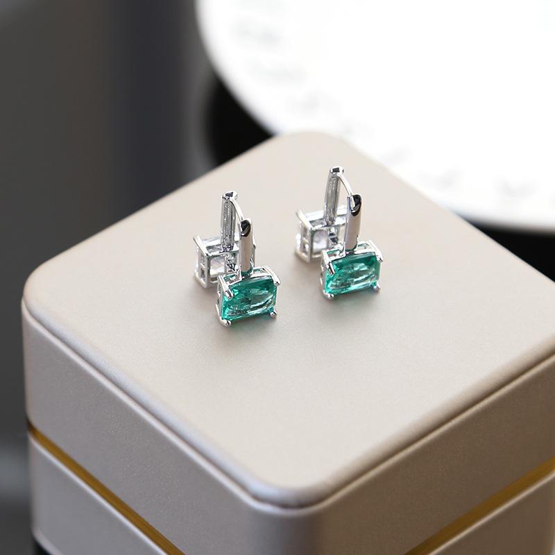 

Модные серьги-клипсы со вставками из циркона, легкая роскошь, высокий класс, темперамент, женские серьги с индивидуальностью, универсальные серьги 14k