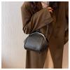 PU Leder Mode Clip Tasche für Frauen Neue Gewebte Kette Tasche Retro Textur Schulter Umhängetasche frauen Tasche Pendeln handtasche