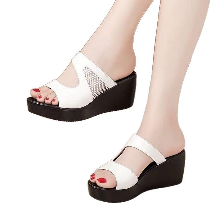 Soft leather fish mouth mesh cool slippers women's outer wear 2025 summer slope heel waterproof table versatile sandals platform slippers