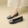 Soft leather low-heeled single shoes summer 22 new flat-bottomed temperament commuting not tired feet comfortable silver mother shoes