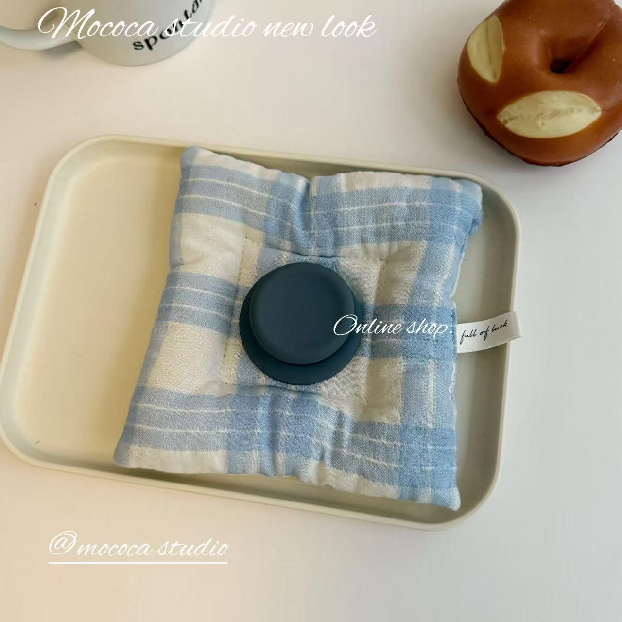 Premium Macaron Color Liquid Silicone Magnetic Stand