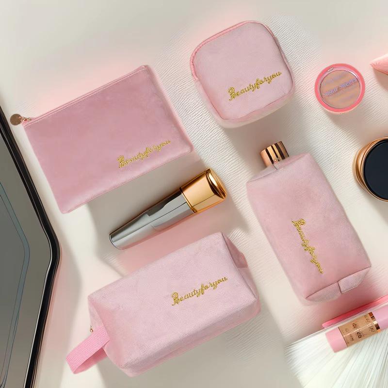 Samt-Make-up-Tasche: Hochkapazitives, Premium 4-teiliges Kosmetik- und Lippenstiftaufbewahrungsset