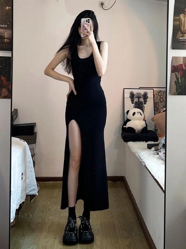 Women's 2026 Summer Elegant Slim Fit Camisole Slit Dress